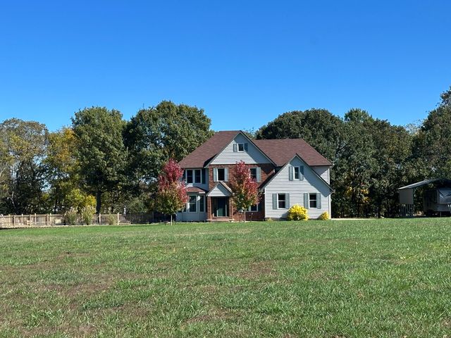 8268 Lawrence 2194, Monett, MO 65708