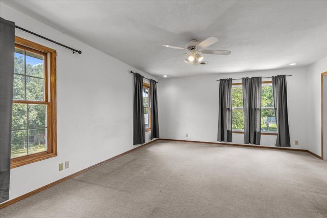 8268 Lawrence 2194, Monett, MO 65708