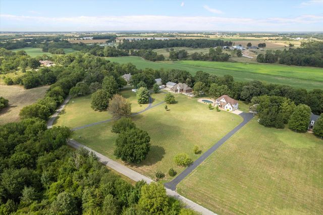 8268 Lawrence 2194, Monett, MO 65708