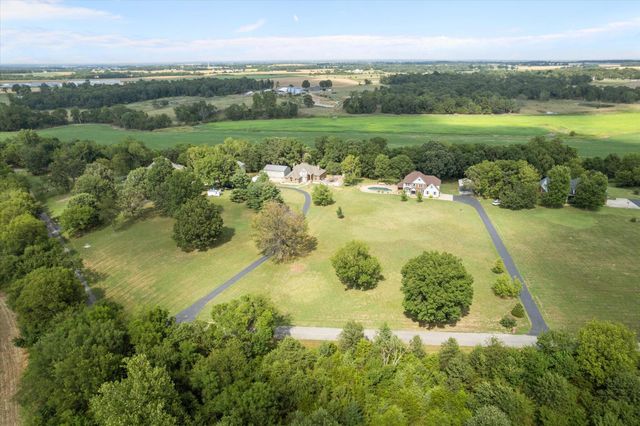 8268 Lawrence 2194, Monett, MO 65708