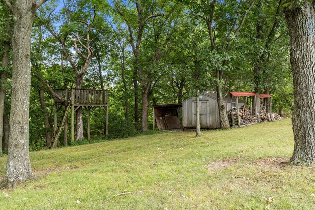 8268 Lawrence 2194, Monett, MO 65708