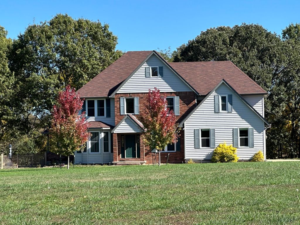 8268 Lawrence 2194, Monett, MO 65708