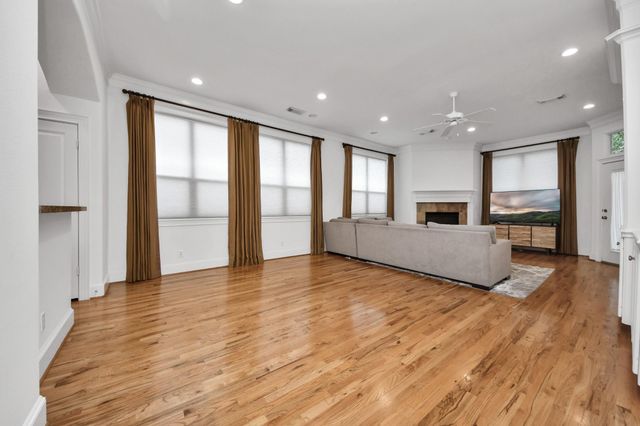 1402 Wentworth Street, Houston, TX 77004