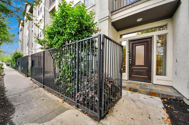 1402 Wentworth Street, Houston, TX 77004