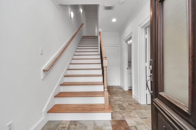 1402 Wentworth Street, Houston, TX 77004