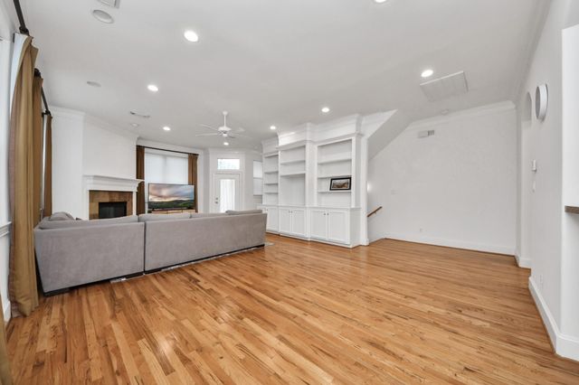 1402 Wentworth Street, Houston, TX 77004