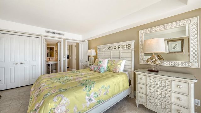 5966 MIDNIGHT PASS ROAD G-67, Sarasota, FL 34242