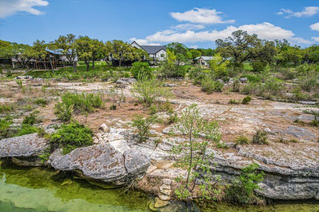 210 Hub DR, Wimberley, TX 78676