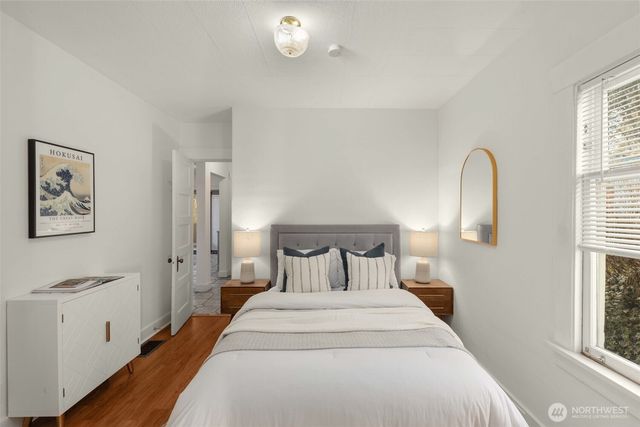 619 NW 89th Street, Seattle, WA 98117