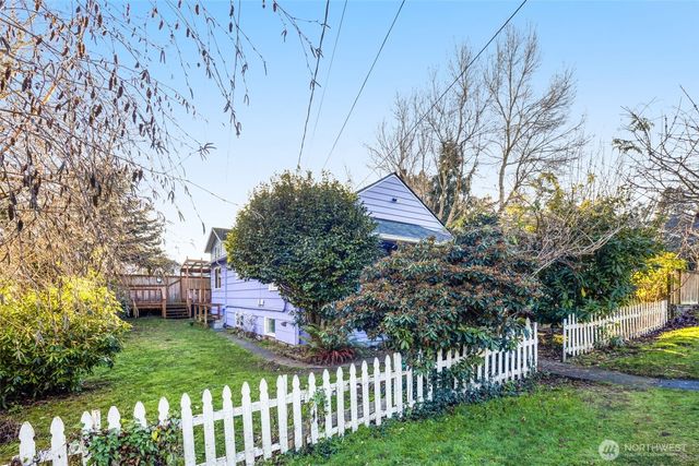 619 NW 89th Street, Seattle, WA 98117