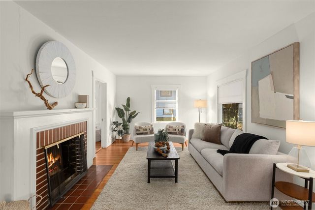 619 NW 89th Street, Seattle, WA 98117