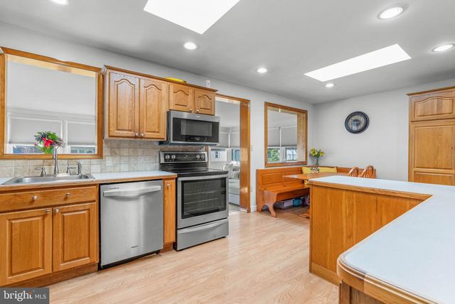 1103 WILSON RD, Wilmington, DE 19803