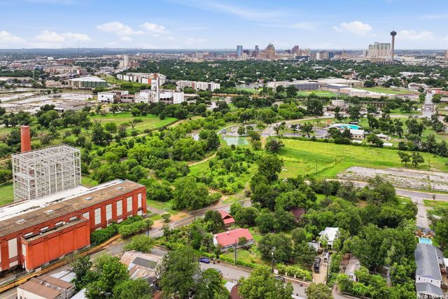 200 Mission Rd, San Antonio, TX 78210