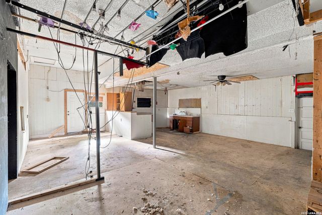 200 Mission Rd, San Antonio, TX 78210