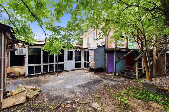 200 Mission Rd, San Antonio, TX 78210