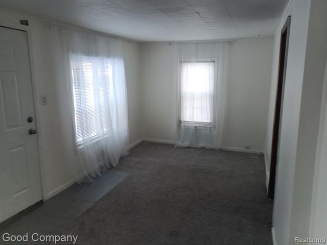 26505 Northeastern Highway, Madison Heights, MI 48071