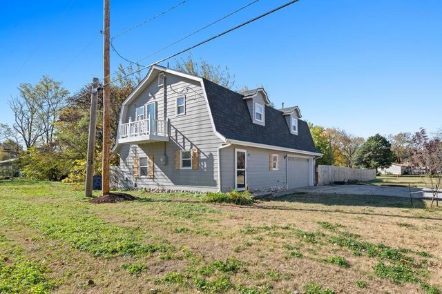 513 E Ash St, Douglass, KS 67039