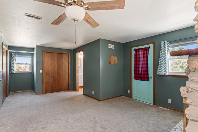 513 E Ash St, Douglass, KS 67039