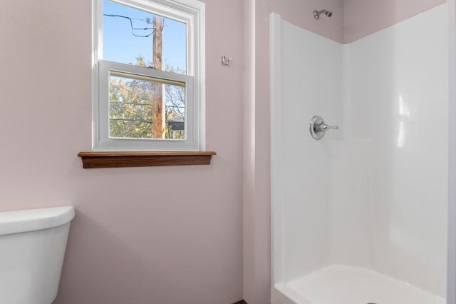 513 E Ash St, Douglass, KS 67039