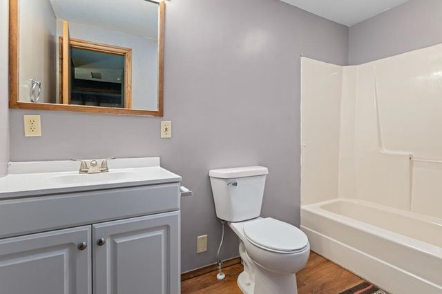 513 E Ash St, Douglass, KS 67039