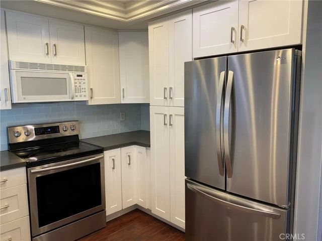 21 Seaview Dr. South, Rolling Hills Estates, CA 90274