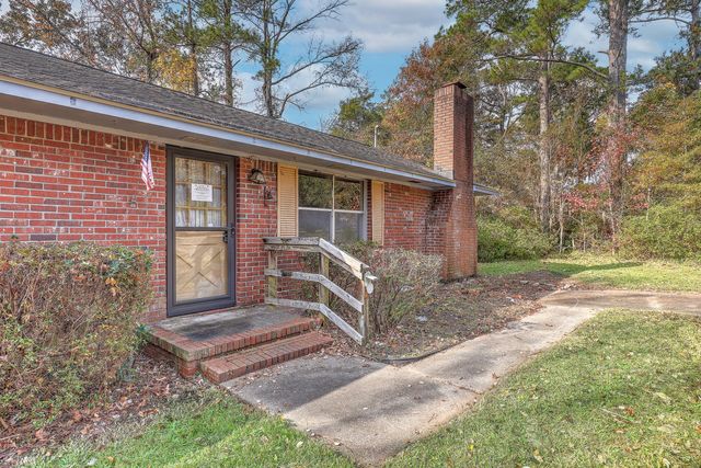 1218 Dennis Boulevard, Moncks Corner, SC 29461