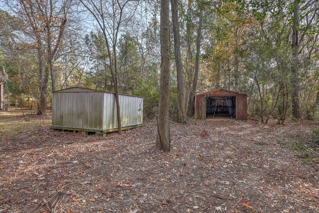 1218 Dennis Boulevard, Moncks Corner, SC 29461