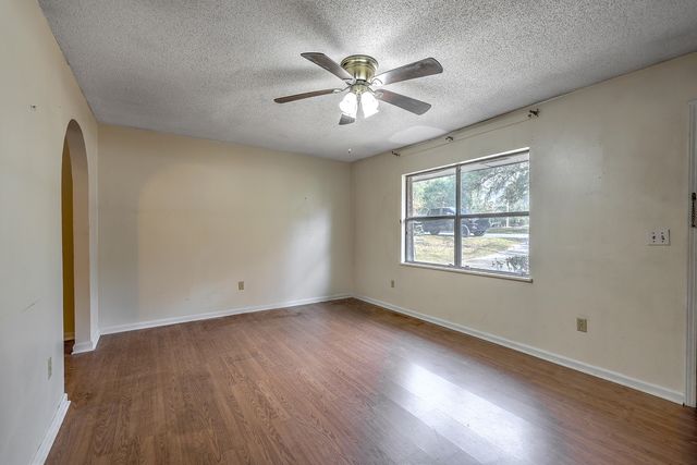 1218 Dennis Boulevard, Moncks Corner, SC 29461