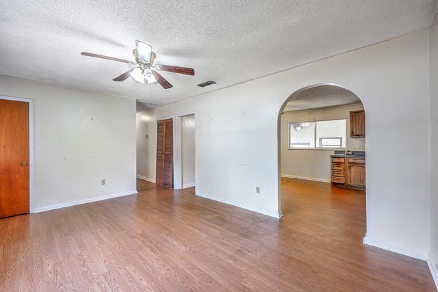 1218 Dennis Boulevard, Moncks Corner, SC 29461