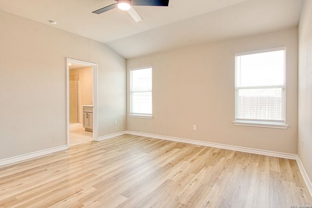 7614 Eclipse Mark, San Antonio, TX 78252