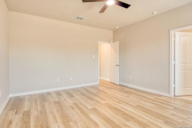 7614 Eclipse Mark, San Antonio, TX 78252