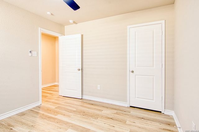 7614 Eclipse Mark, San Antonio, TX 78252