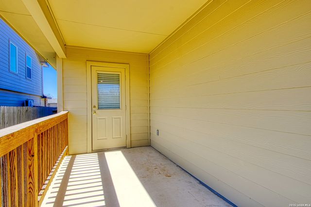 7614 Eclipse Mark, San Antonio, TX 78252