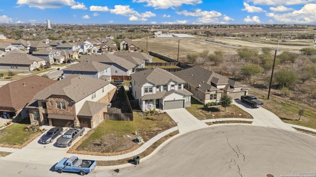 1021 Terlan Dr, New Braunfels, TX 78130