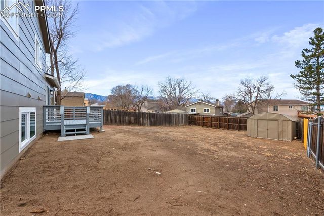 3370 Foxridge Drive, Colorado Springs, CO 80916