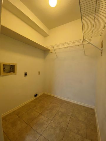 9700 Leawood Boulevard 212, Houston, TX 77099