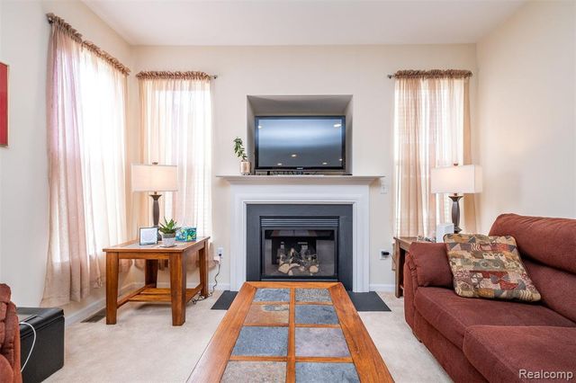 3147 Summers Road, Keego Harbor, MI 48320