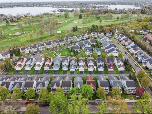 3147 Summers Road, Keego Harbor, MI 48320