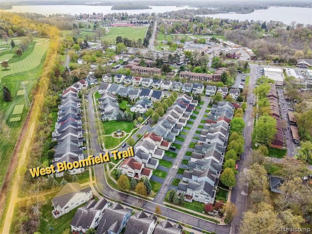 3147 Summers Road, Keego Harbor, MI 48320