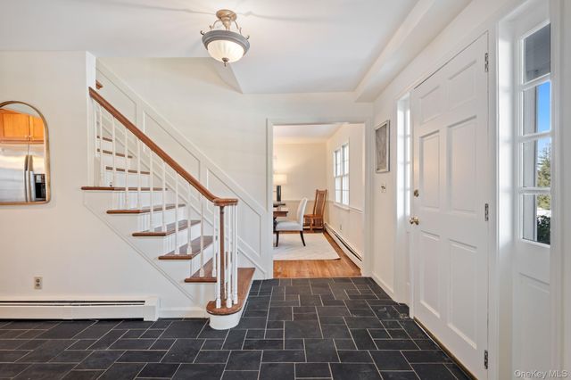 9 Whitlaw Lane, Chappaqua, NY 10514