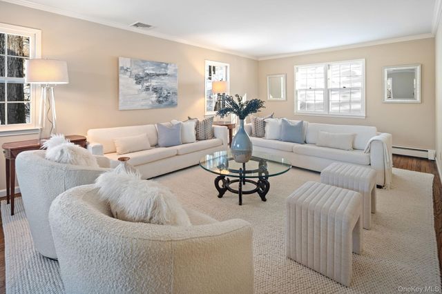 9 Whitlaw Lane, Chappaqua, NY 10514