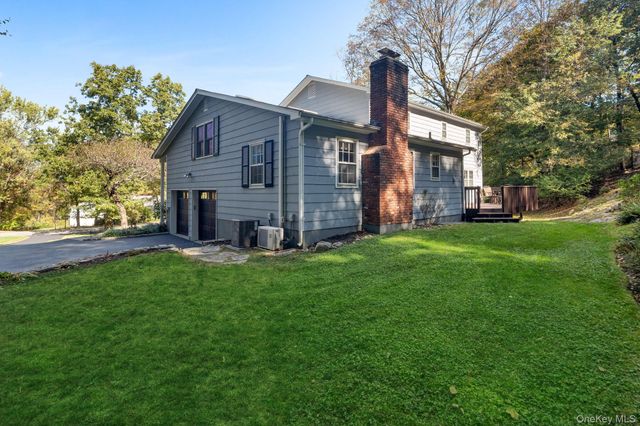 9 Whitlaw Lane, Chappaqua, NY 10514
