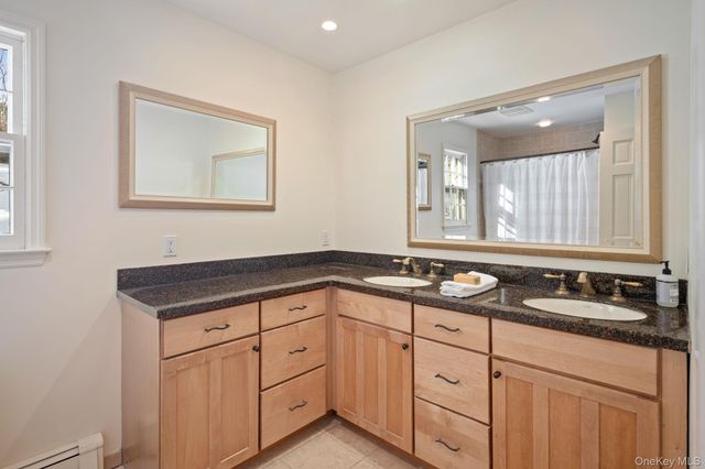 9 Whitlaw Lane, Chappaqua, NY 10514