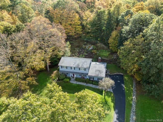 9 Whitlaw Lane, Chappaqua, NY 10514