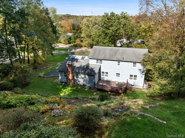 9 Whitlaw Lane, Chappaqua, NY 10514