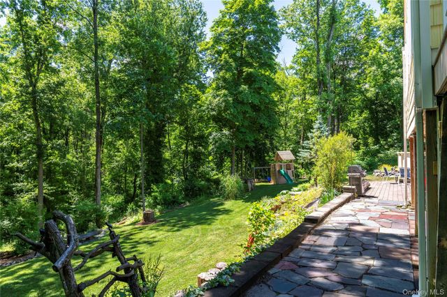 31 Wasson Drive, Poughkeepsie, NY 12603