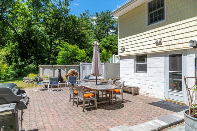 31 Wasson Drive, Poughkeepsie, NY 12603