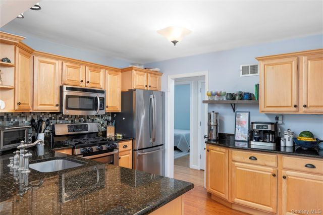 31 Wasson Drive, Poughkeepsie, NY 12603