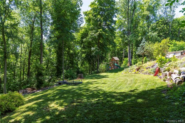 31 Wasson Drive, Poughkeepsie, NY 12603