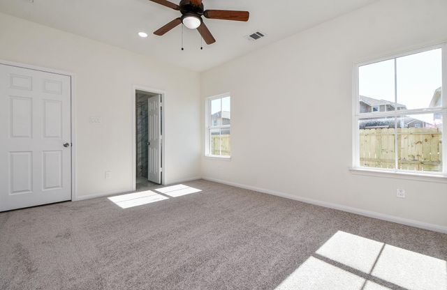 2815 Pine Estate Lane, Houston, TX 77014